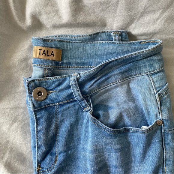 High-waist Ripped Skinny Jeans | Tala - Picture 2 of 5